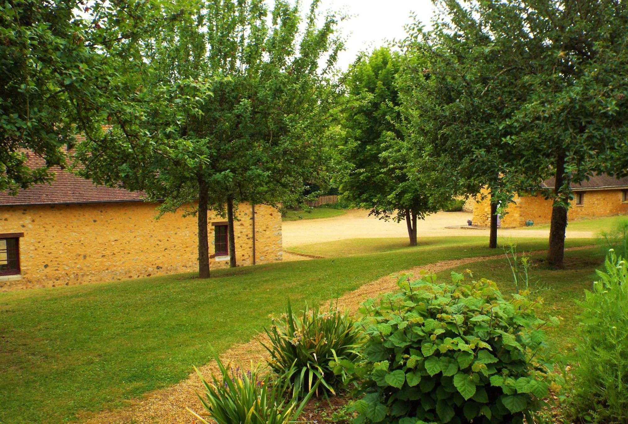 Paulanosa Gite Asnieres-sur-Vegre エクステリア 写真